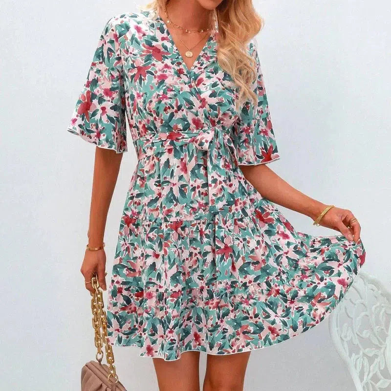 V-neck Short-sleeved Ruffled Floral Dress-Orangeflowerongreen-3